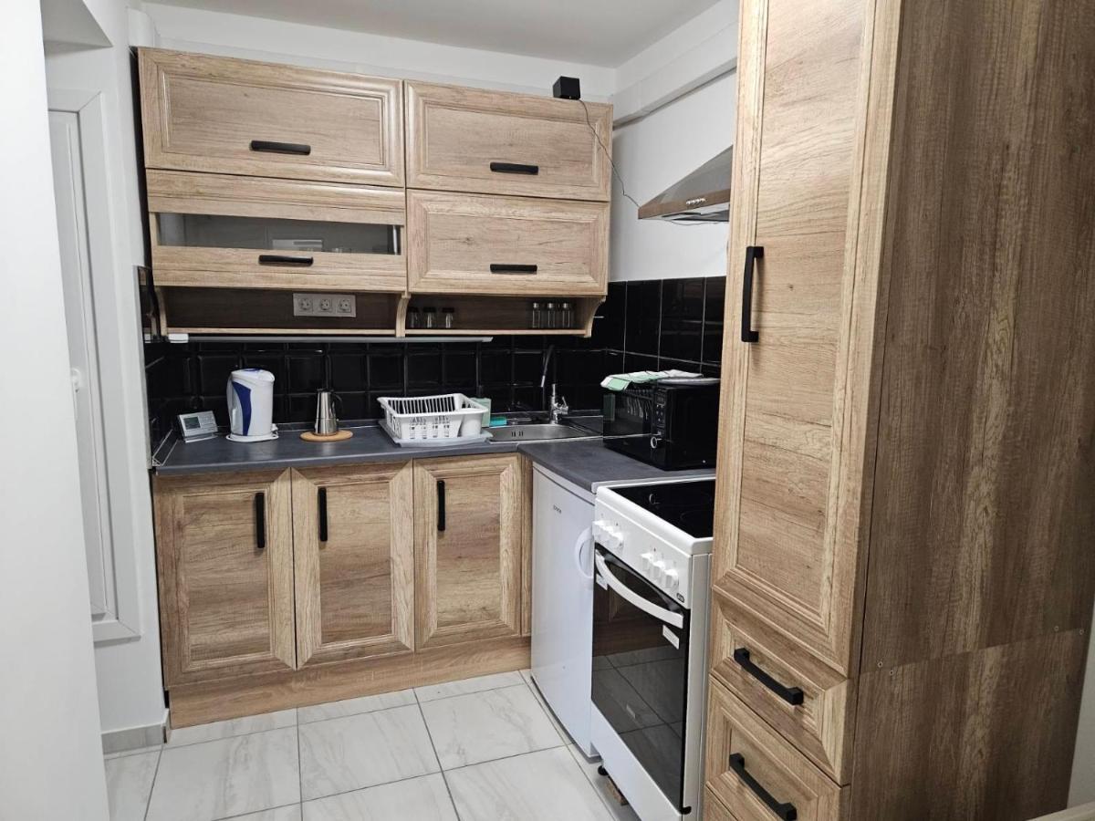 Holiness Apartmanok Szeged Ngoại thất bức ảnh